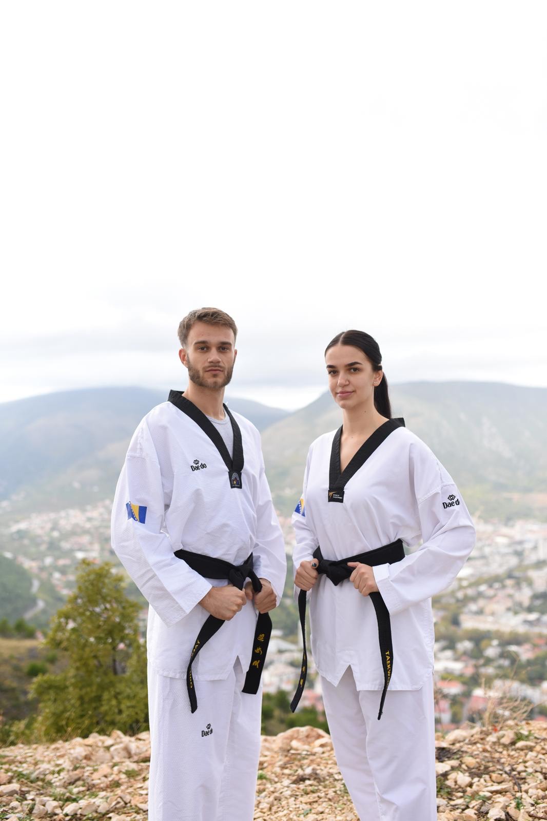 <?php echo e($image->name); ?>