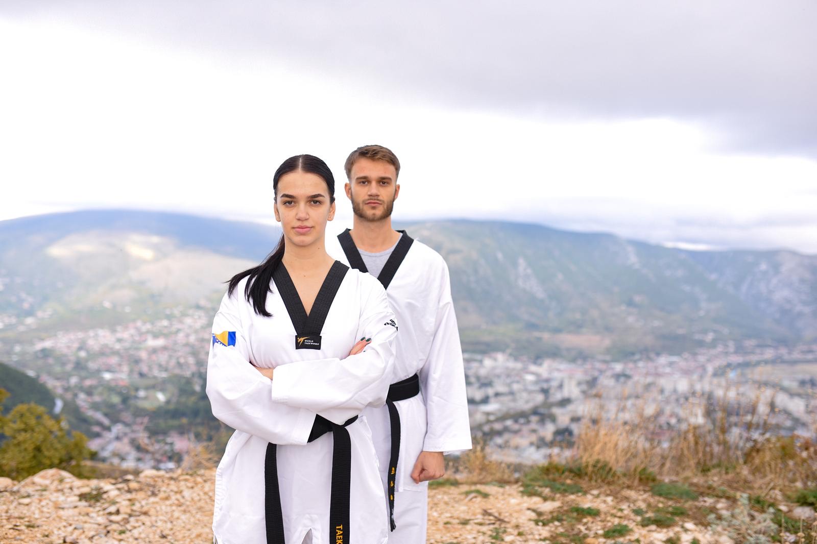 <?php echo e($image->name); ?>