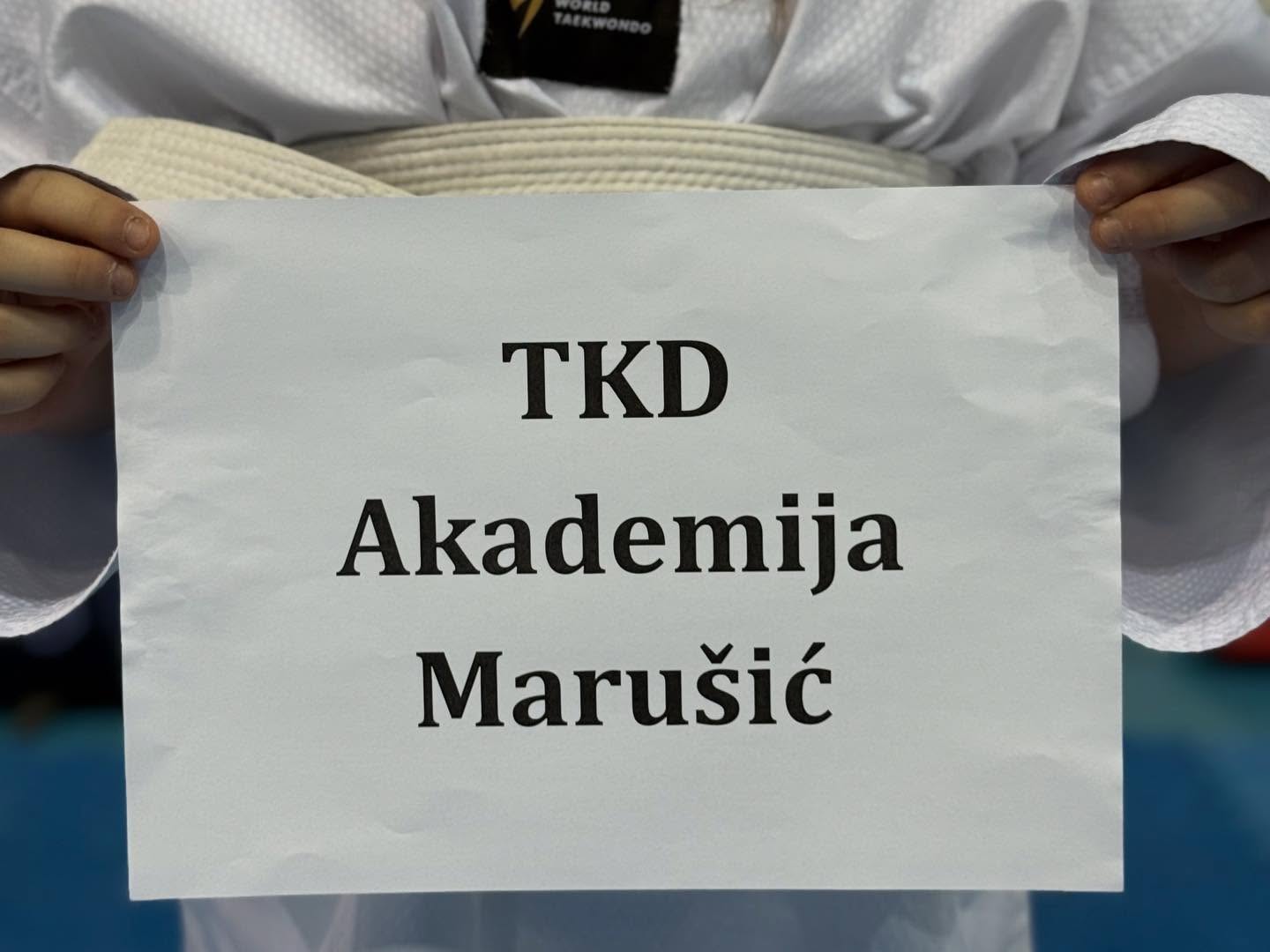 <?php echo e($image->name); ?>